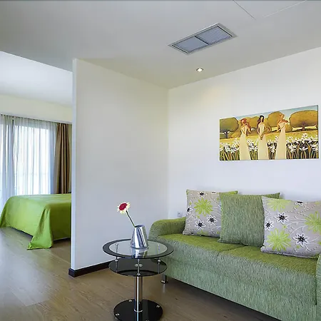 阿里昂酒店 4* 西洛卡特伦